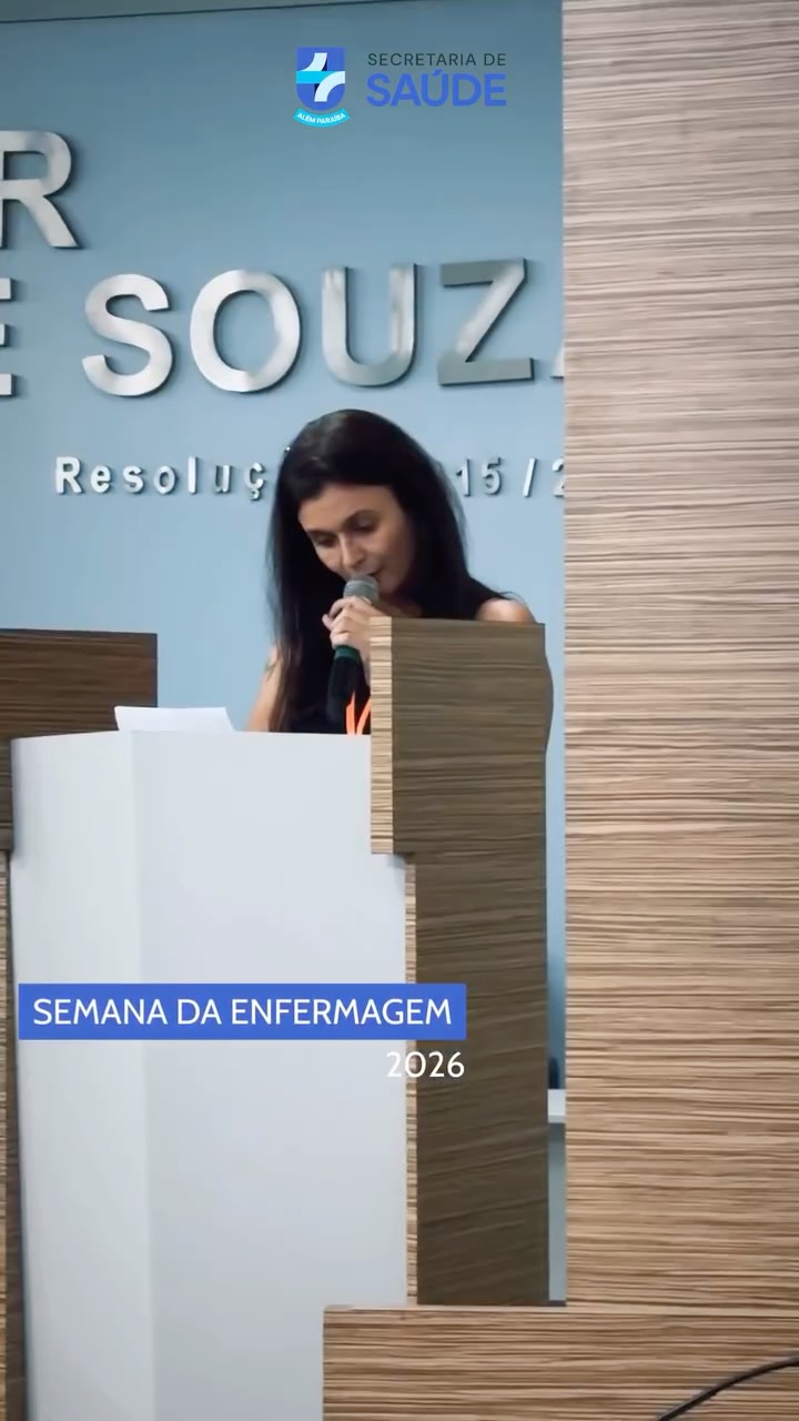 A Prefeitura de Além Paraíba, por meio da Secretaria Municipal de Saúde, realizou ontem, na Câmara Municipal, o evento em comemoração à Semana da Enfermagem 2026.

A programação foi dedicada à valorização dos profissionais da enfermagem e ao fortalecimento das discussões sobre a atuação da categoria na saúde pública. O encontro contou com a participação de palestrantes convidados, que contribuíram com reflexões importantes sobre responsabilidade profissional, cuidado, assistência, saúde coletiva e os desafios enfrentados diariamente pelos trabalhadores da área.

Mais do que uma homenagem, o evento foi um momento de reconhecimento àqueles que estão presentes em diferentes etapas do atendimento à população, atuando com compromisso, técnica, acolhimento e dedicação.

A Secretaria Municipal de Saúde agradece a presença de todos os participantes e reforça seu respeito aos profissionais da enfermagem, cuja atuação é essencial para a promoção da saúde e para a qualidade dos serviços prestados aos cidadãos além-paraibanos.