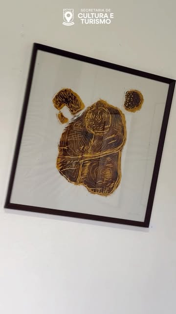 A Prefeitura Municipal de Além Paraíba, por meio da Secretaria de Cultura e Turismo, informa que a Casa da Cultura recebe uma exposição de telas produzidas por artistas da cidade.

A mostra reúne diferentes estilos, técnicas e olhares, valorizando o talento local e fortalecendo a cena artística do município. Trata-se de uma oportunidade de apreciar de perto a sensibilidade e a criatividade de quem faz da arte uma forma de expressão e contribui para a identidade cultural de Além Paraíba.

A população está convidada a prestigiar a exposição e a conhecer o trabalho dos artistas que enriquecem a cultura da nossa cidade.